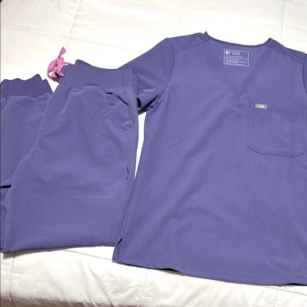 Figs scrub set in Amethyst. Small Catarina & small petite HW Zamora joggers
